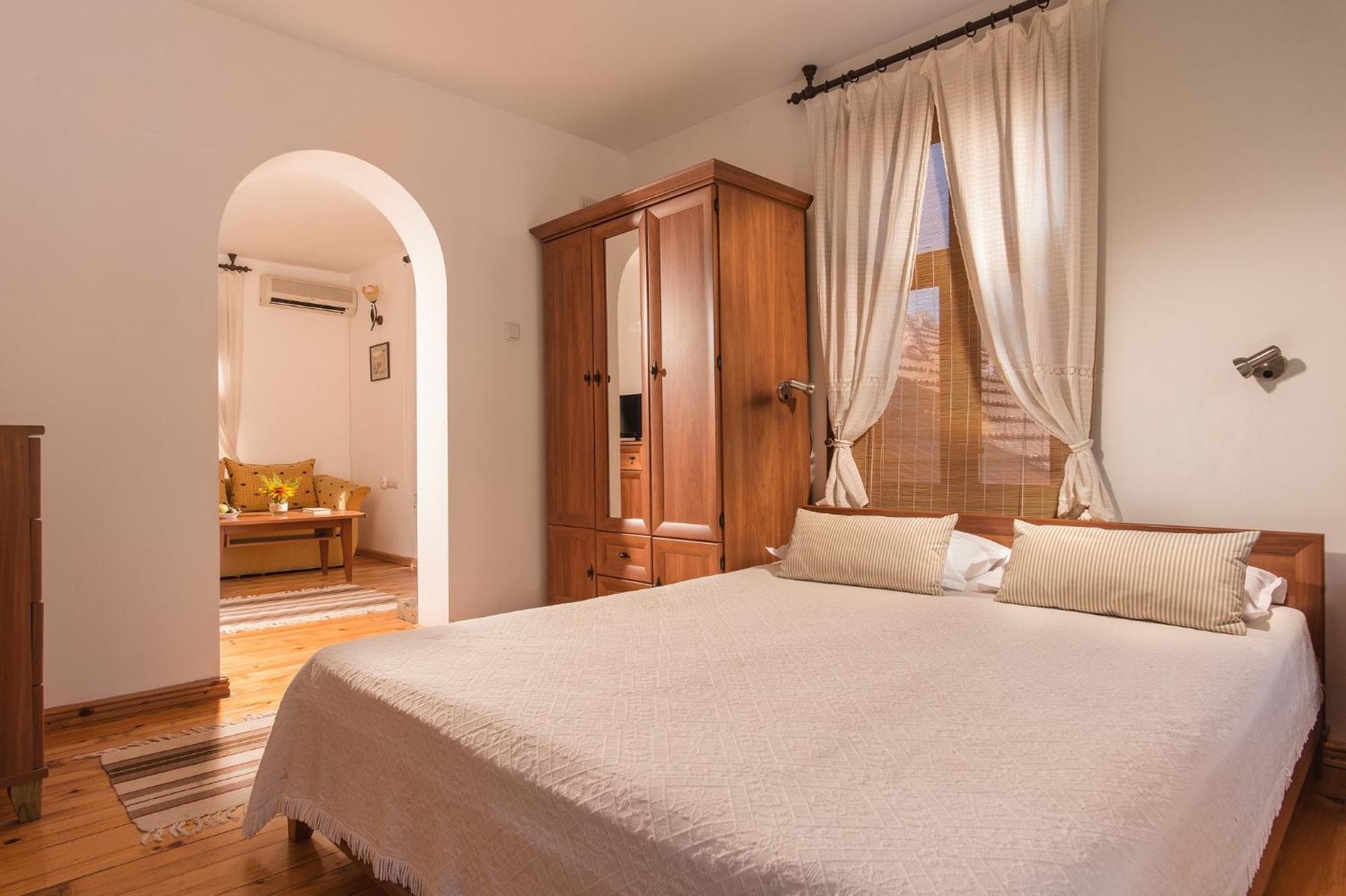 Family Hotel Bile Beli Osŭm المظهر الخارجي الصورة