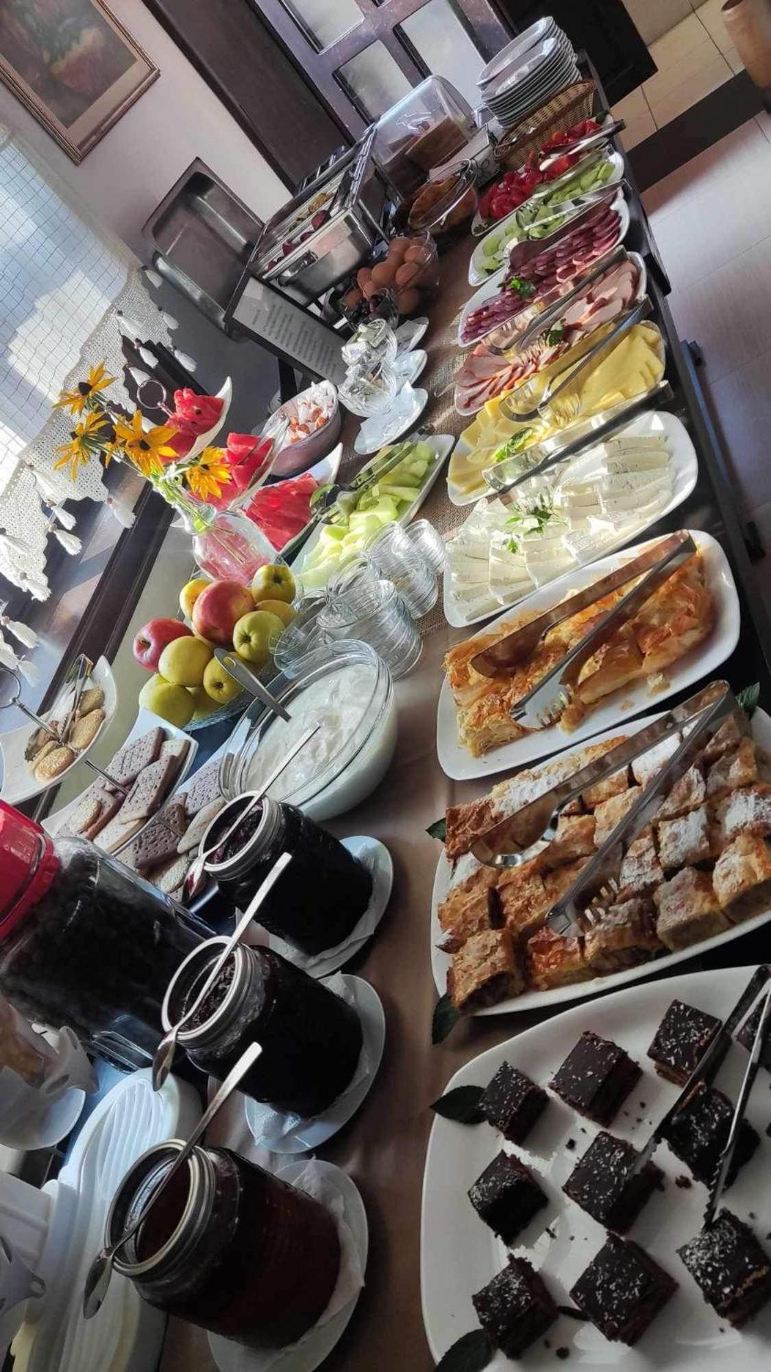 Family Hotel Bile Beli Osŭm المظهر الخارجي الصورة